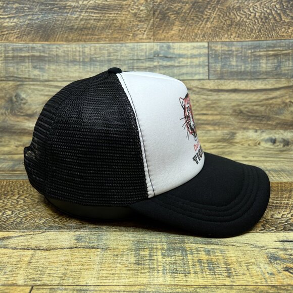 Detroit Tigers Mens Trucker Hat Black Snapback Vintage 1957 Logo Football Cap - Picture 4 of 8